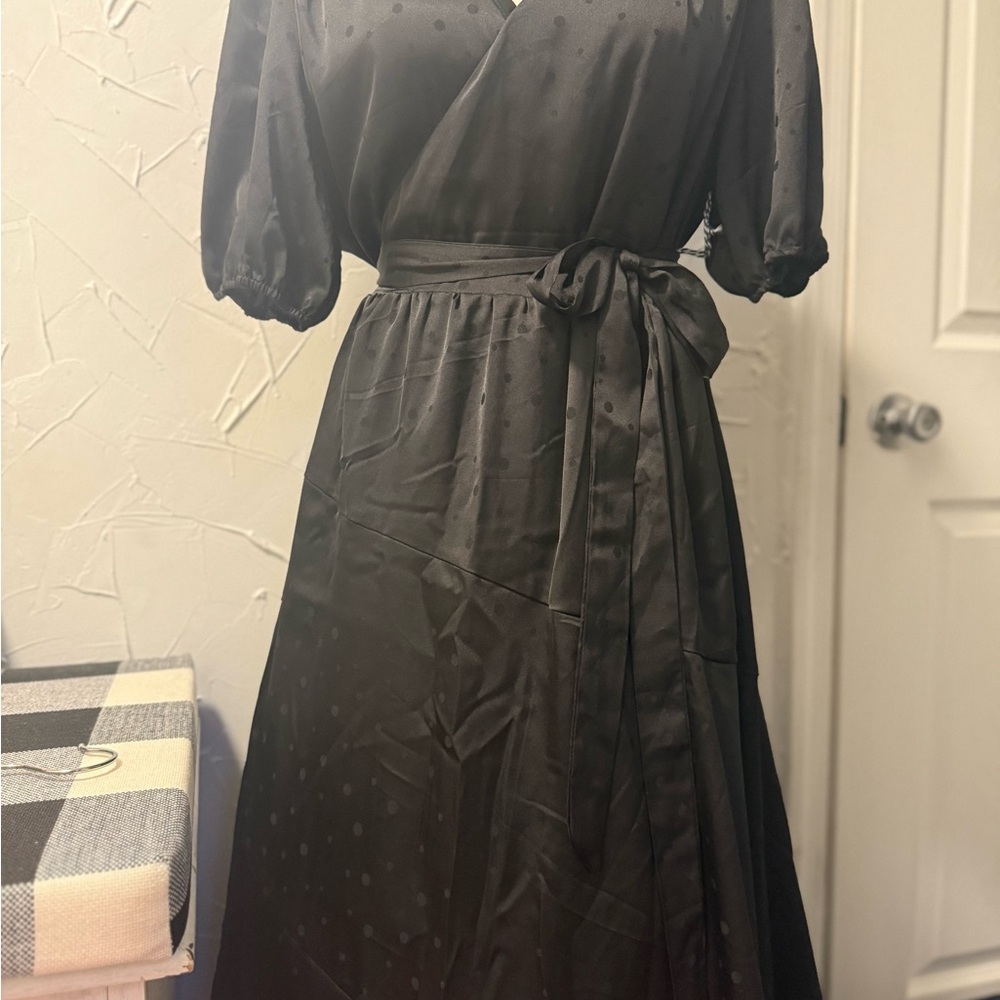Draper James Black V-Neck Puff Sleeve Sundress